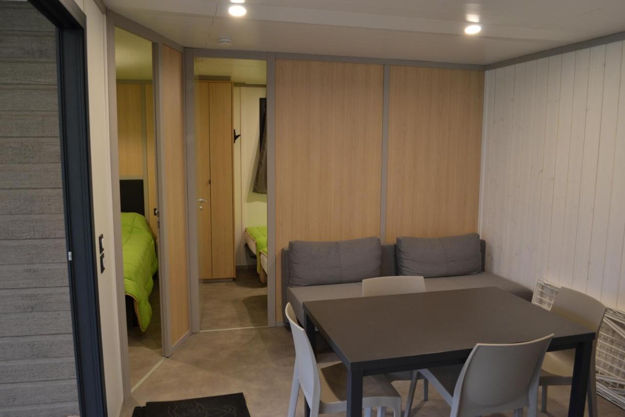 Chalets Au Bord De L'Eau Caudebronde Екстериор снимка